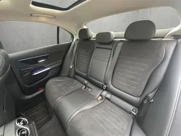 C 300 4M AMG Line MBEAM Pano 360 AHK Night P.DTR