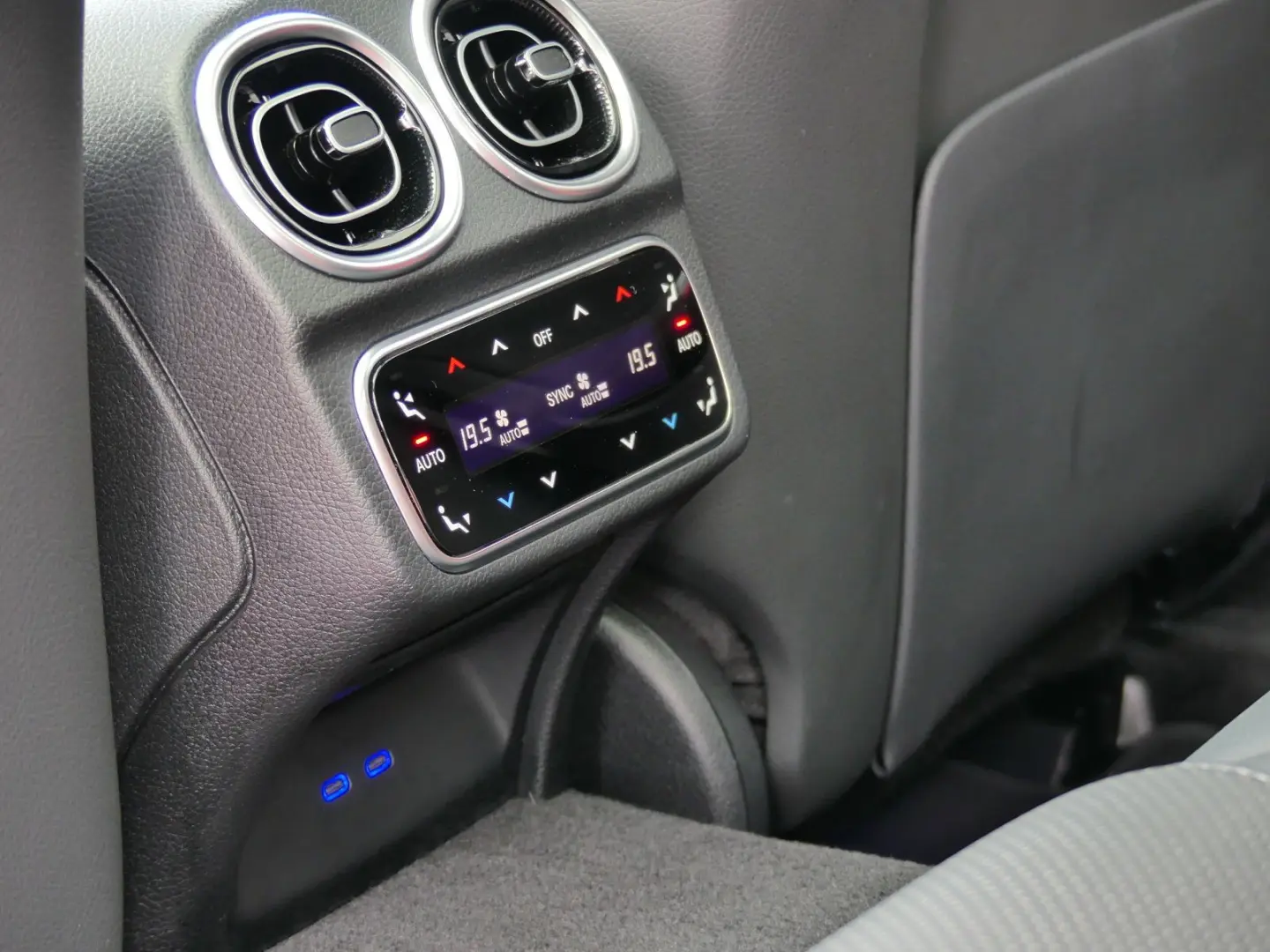 C 43 AMG 4M  360  Distronic Panorama HeadUp LED