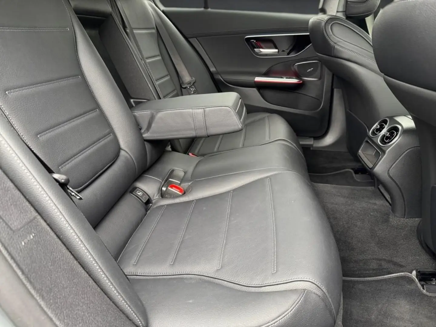 C 300 e AMG  Pano  MASSAGE  DISTR  Burmester AHK