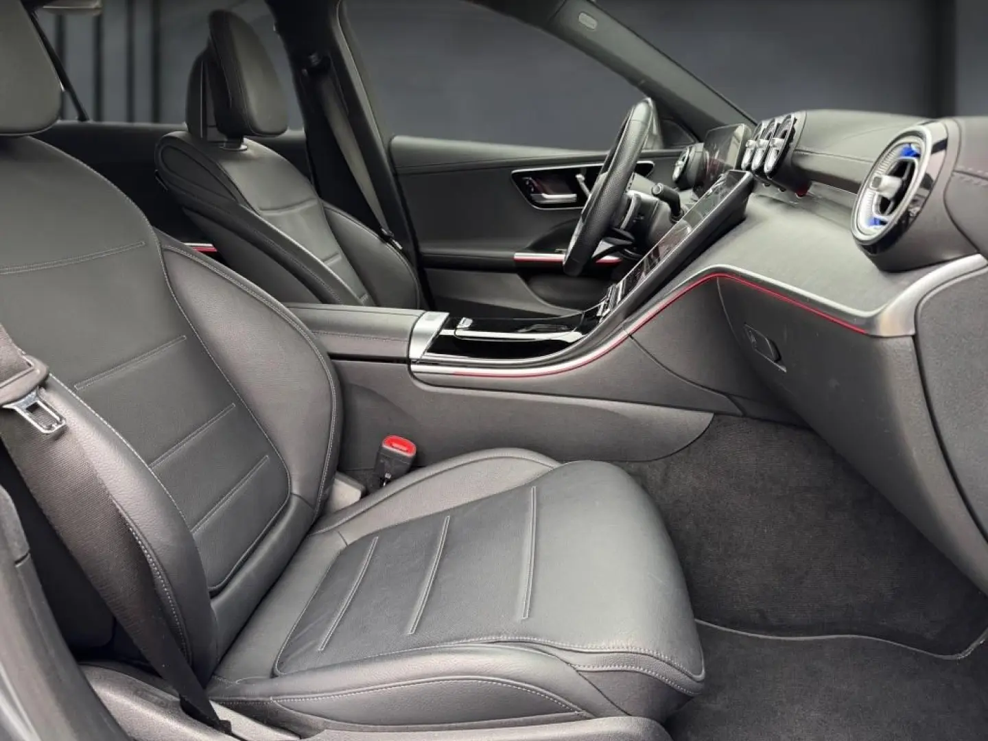 C 300 e AMG  Pano  MASSAGE  DISTR  Burmester AHK