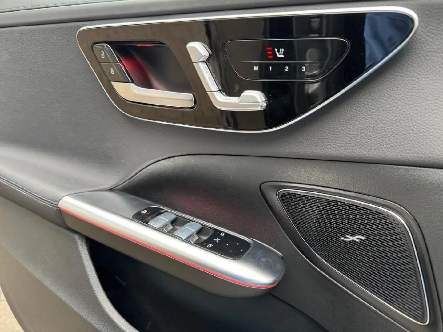 C 300 e AMG  Pano  MASSAGE  DISTR  Burmester AHK