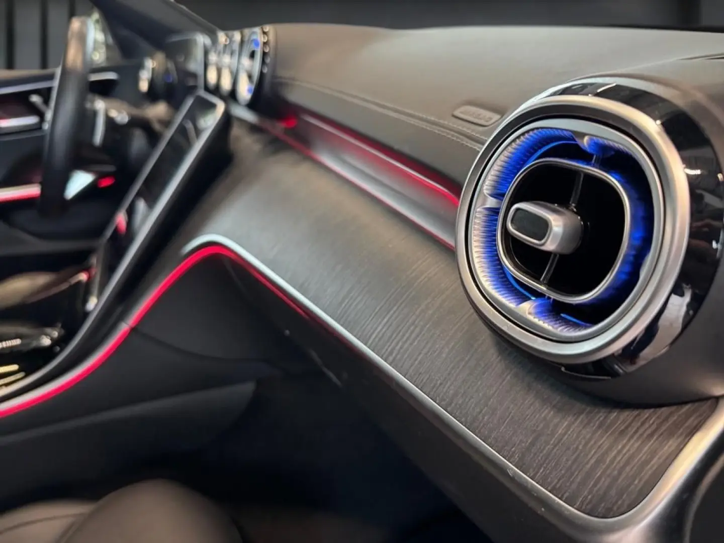 C 300 e AMG  Pano  MASSAGE  DISTR  Burmester AHK