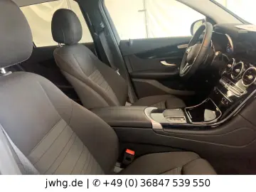 GLC 300 e 4M LED Navi  18  Kam DAB Tempomat