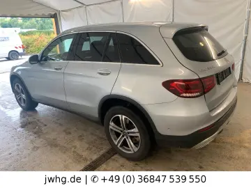 GLC 300 e 4M LED Navi  18  Kam DAB Tempomat
