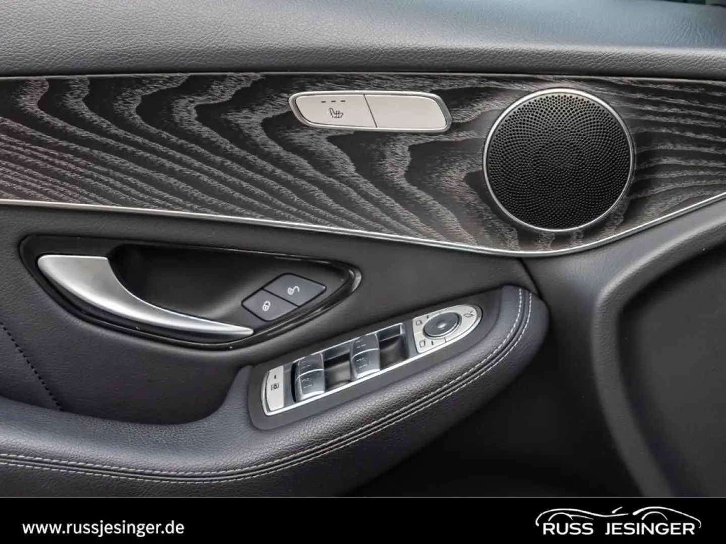 GLC 220 d 4M AMG Line  LED MBUX Pano KeyGo TotW