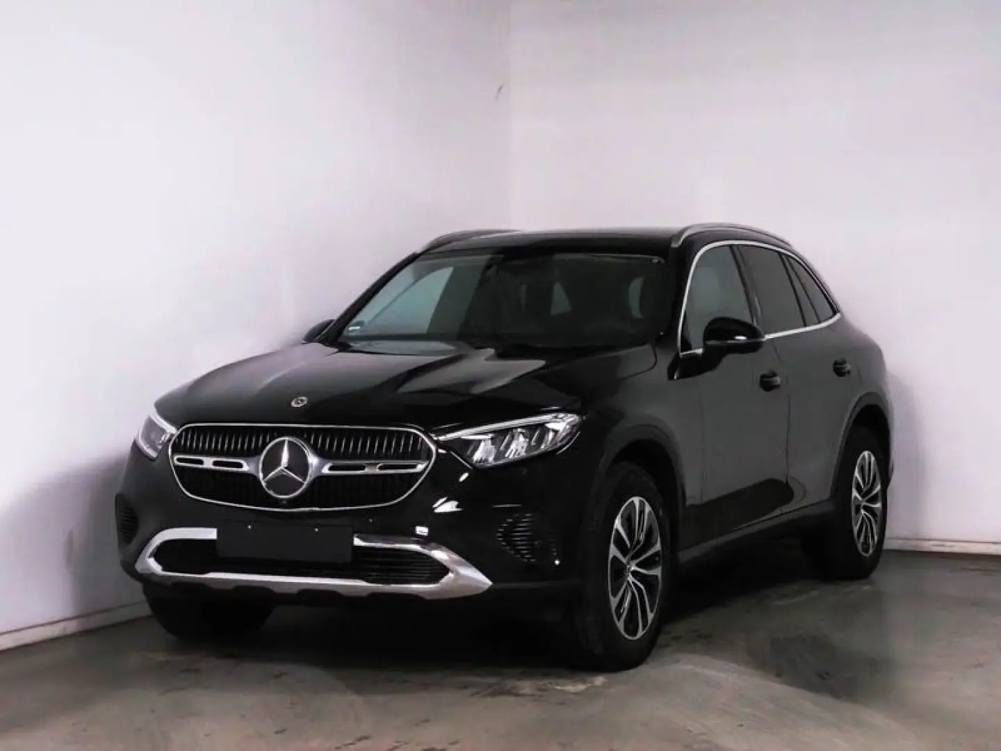 GLC 220 d 4M AVANTGARDE ADV PLUS  AHK PANO WI-PA