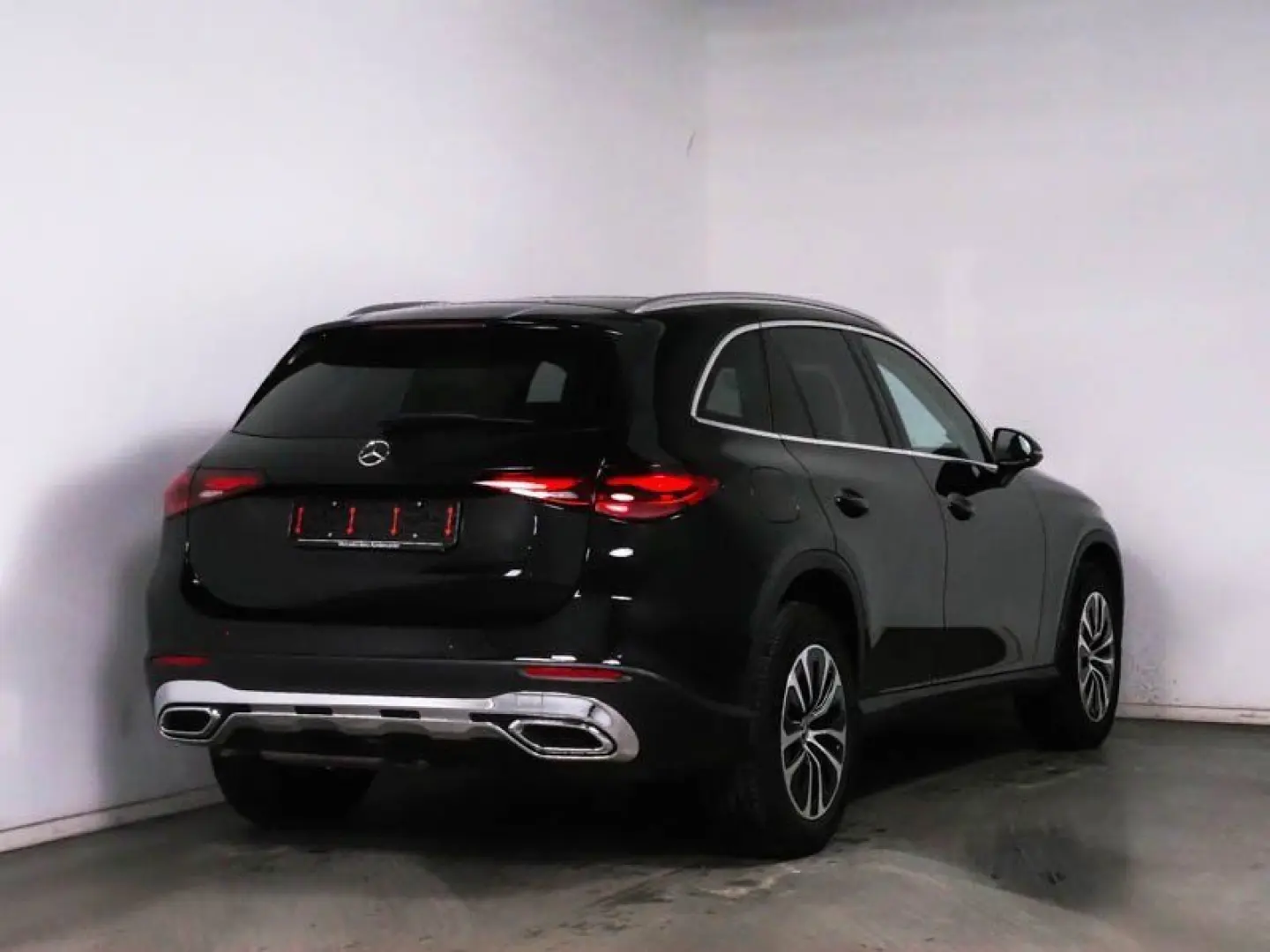 GLC 220 d 4M AVANTGARDE ADV PLUS  AHK PANO WI-PA