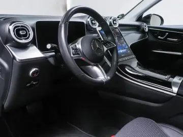 GLC 220 d 4M AVANTGARDE ADV PLUS  AHK PANO WI-PA