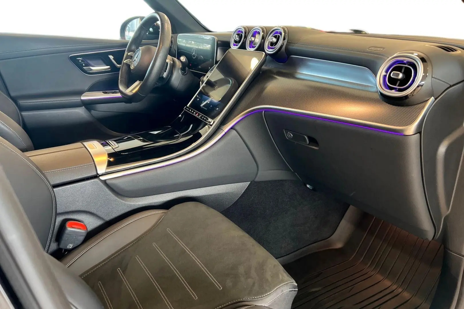 300 e 4MATIC   AMG   Distronic   Memory