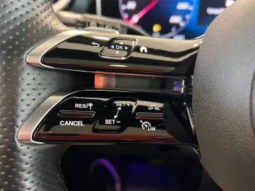 300 e 4MATIC   AMG   Distronic   Memory