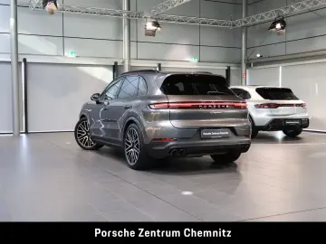 Cayenne E-Hybrid Luft;Massage;Soft-Close;BOSE