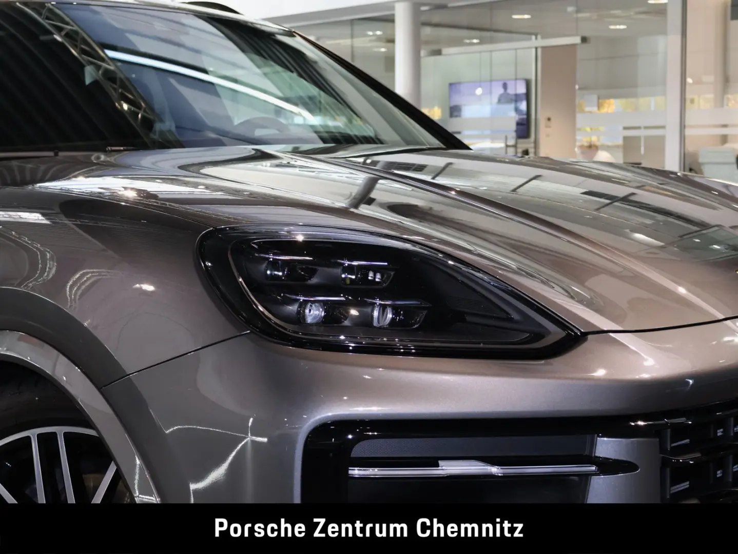 Cayenne E-Hybrid Luft;Massage;Soft-Close;BOSE