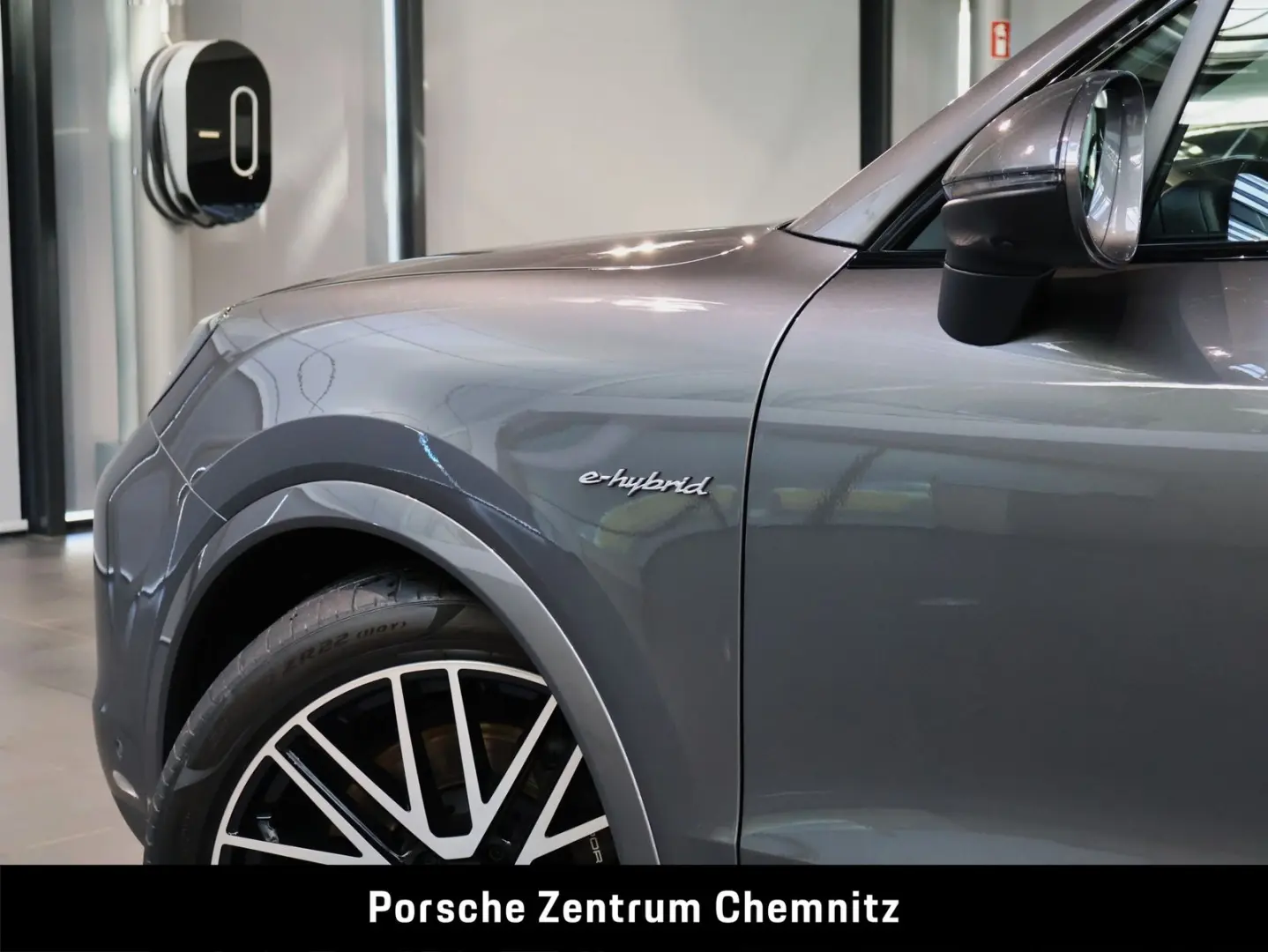 Cayenne E-Hybrid Luft;Massage;Soft-Close;BOSE