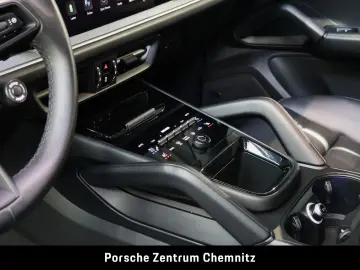 Cayenne E-Hybrid Luft;Massage;Soft-Close;BOSE