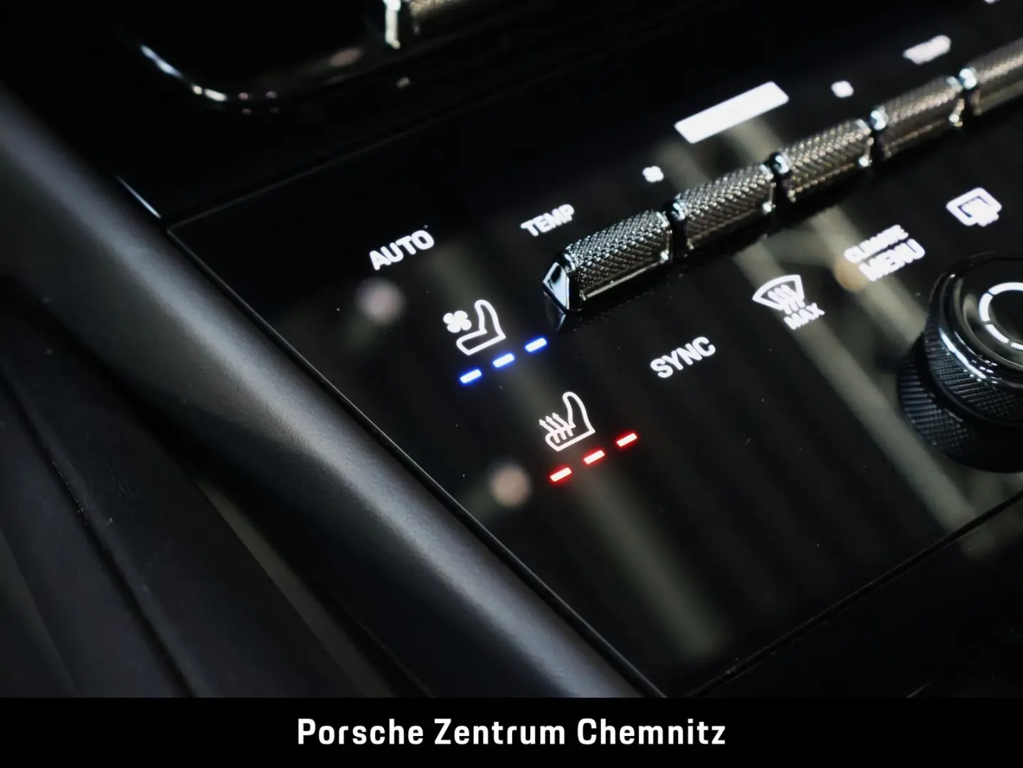 Cayenne E-Hybrid Luft;Massage;Soft-Close;BOSE