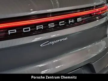 Cayenne E-Hybrid Luft;Massage;Soft-Close;BOSE