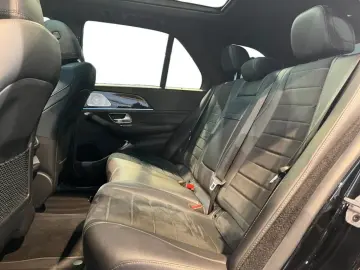 GLE 300 d 4matic AMG  MBUX Wide Navi Pano Burm