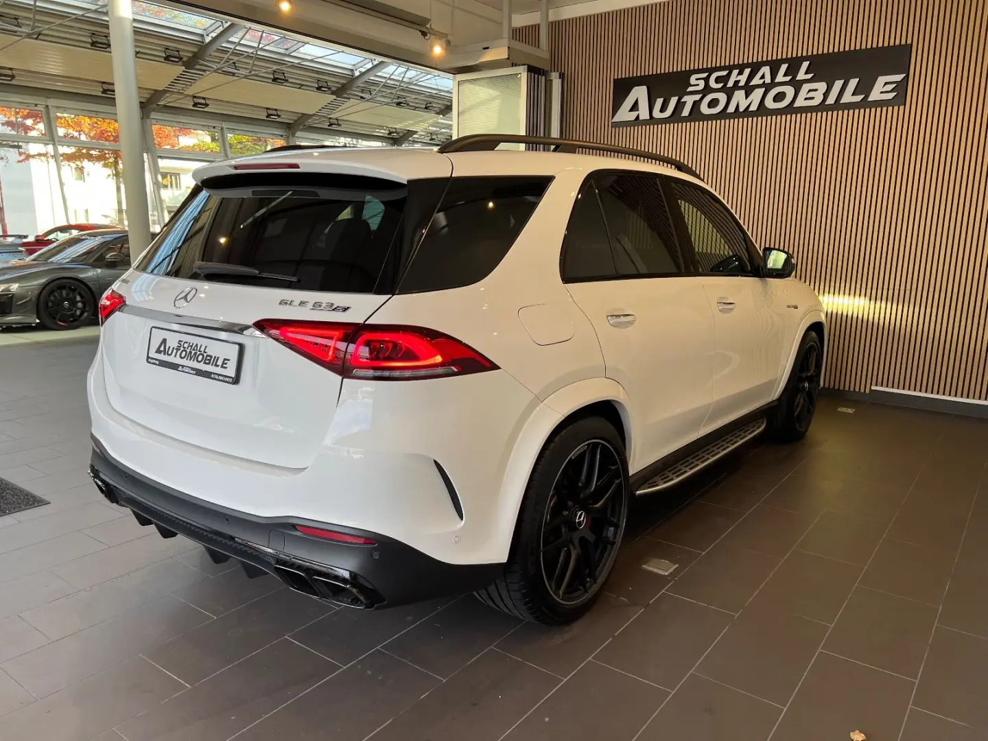 GLE 63s AMG  PANO MASSAGE AHK HUD NIGHT FULL VAT