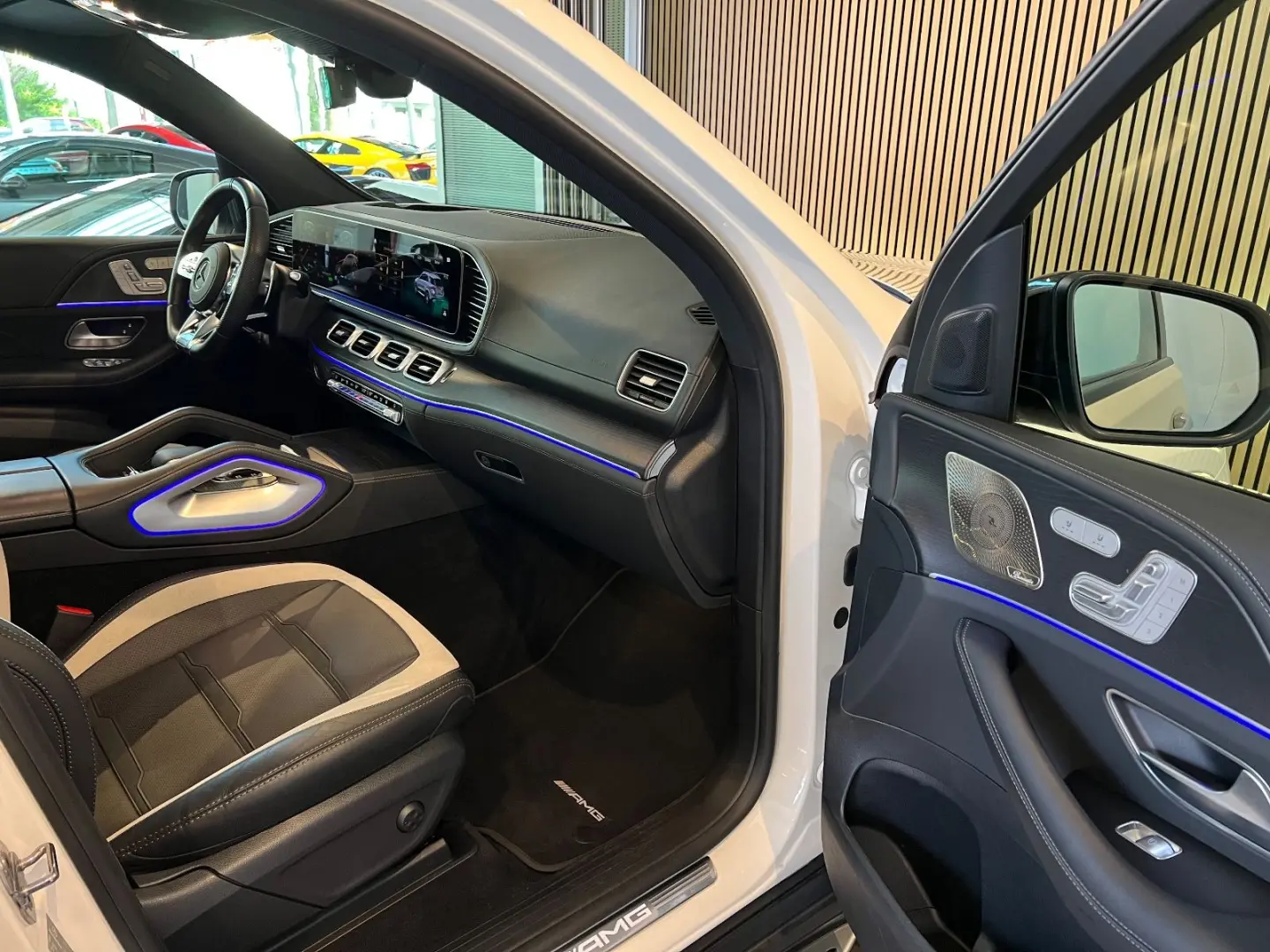 GLE 63s AMG  PANO MASSAGE AHK HUD NIGHT FULL VAT