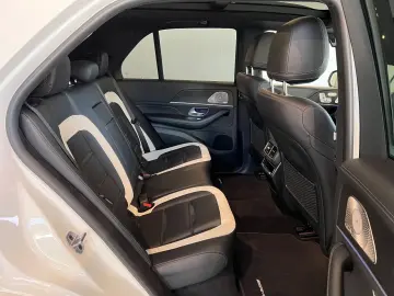 GLE 63s AMG  PANO MASSAGE AHK HUD NIGHT FULL VAT