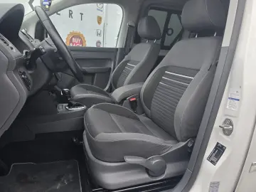 Volkswagen Caddy 2.0 TDI (5-Si.) DSG BMT Cup