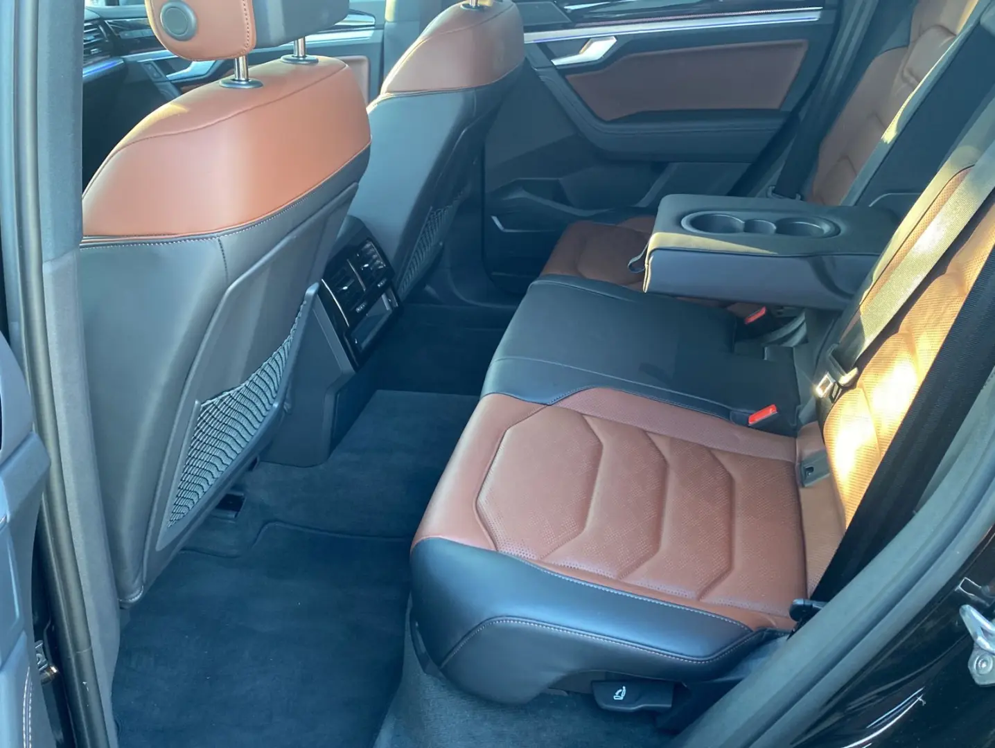 Touareg 3.0 TSI 4Motion R-Line Stdhzg AHK ACC