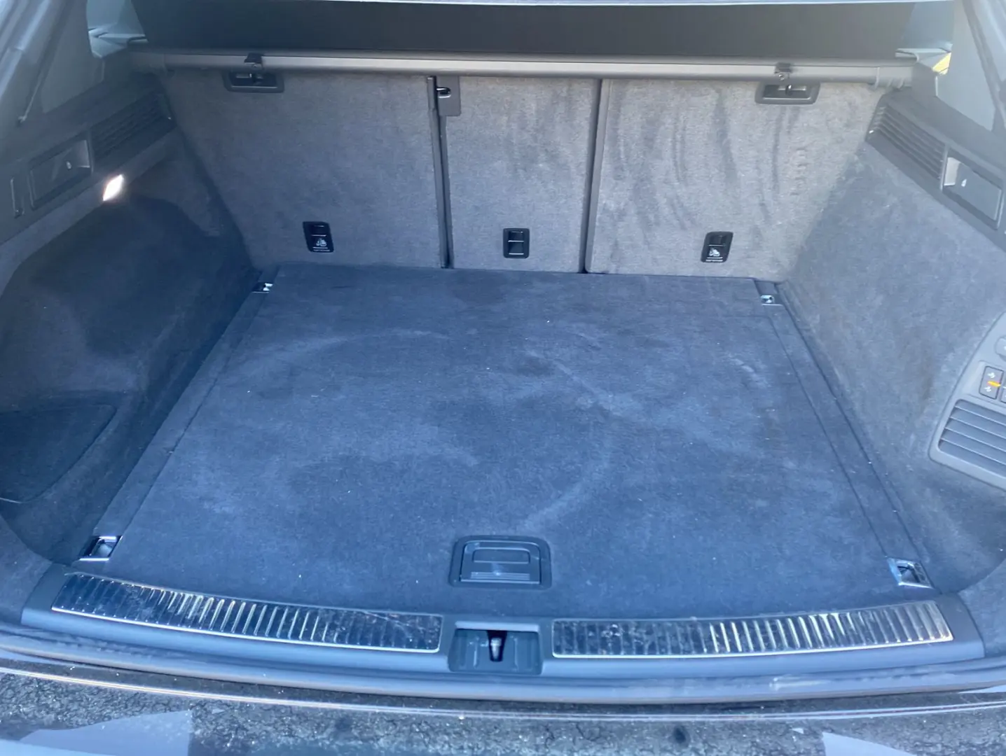 Touareg 3.0 TSI 4Motion R-Line Stdhzg AHK ACC