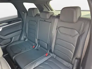 Touareg 3.0 TDI DSG 4Motion AHK SHZ Leder