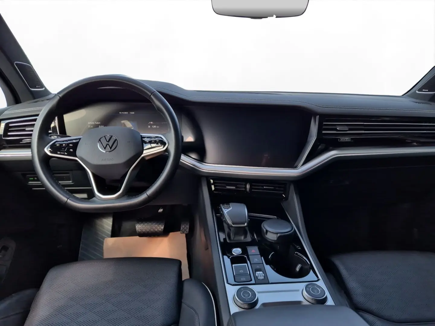 Touareg 3.0 TDI DSG 4Motion AHK SHZ Leder