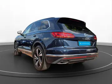 Touareg 3.0 TDI DSG 4Motion AHK SHZ Leder