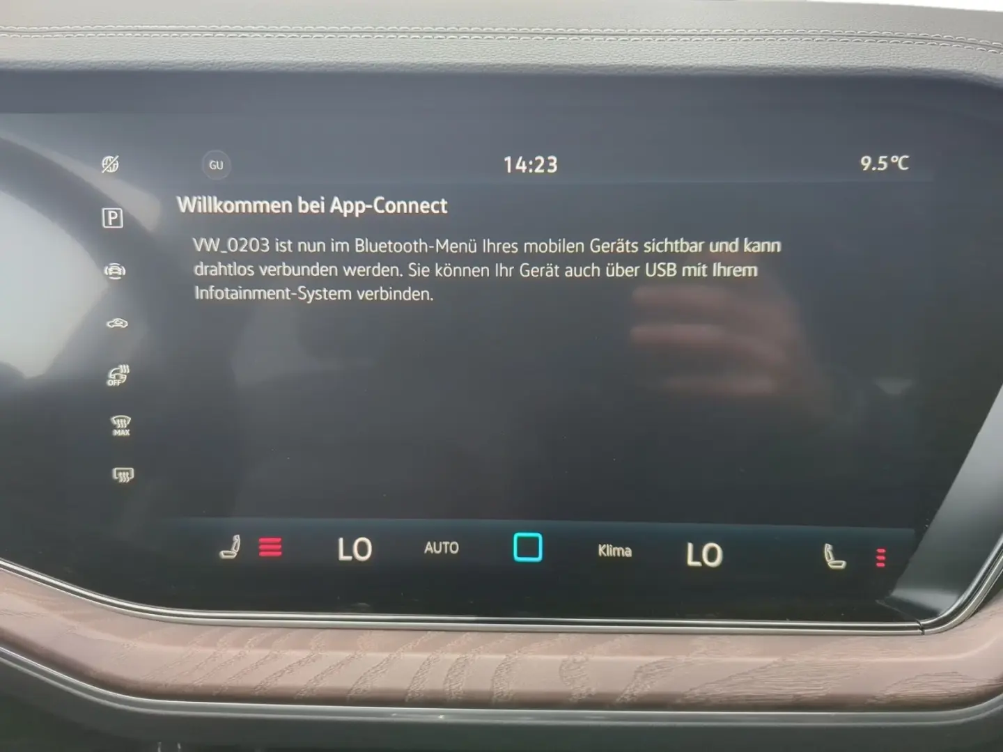 Touareg Elegance 3 0 TDI DSG 4M Navi AHK Leder