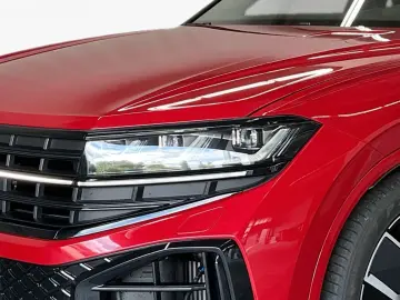 Touareg R-LINE BLACK STYLE 3.0TSI 340PS NP.116T