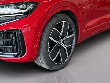 Touareg R-LINE BLACK STYLE 3.0TSI 340PS NP.116T