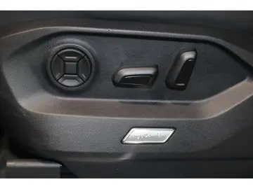 Touareg 3.0 TDI 4Motion R-Line Panorama IQ.Light