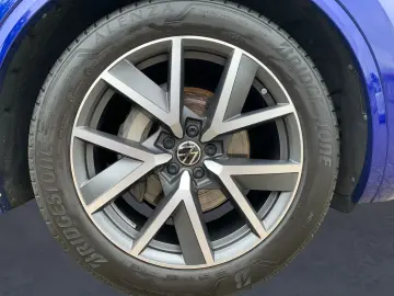 Touareg 3.0 TDI 4MOTION R-Line STHZ LUFT AHK IQL