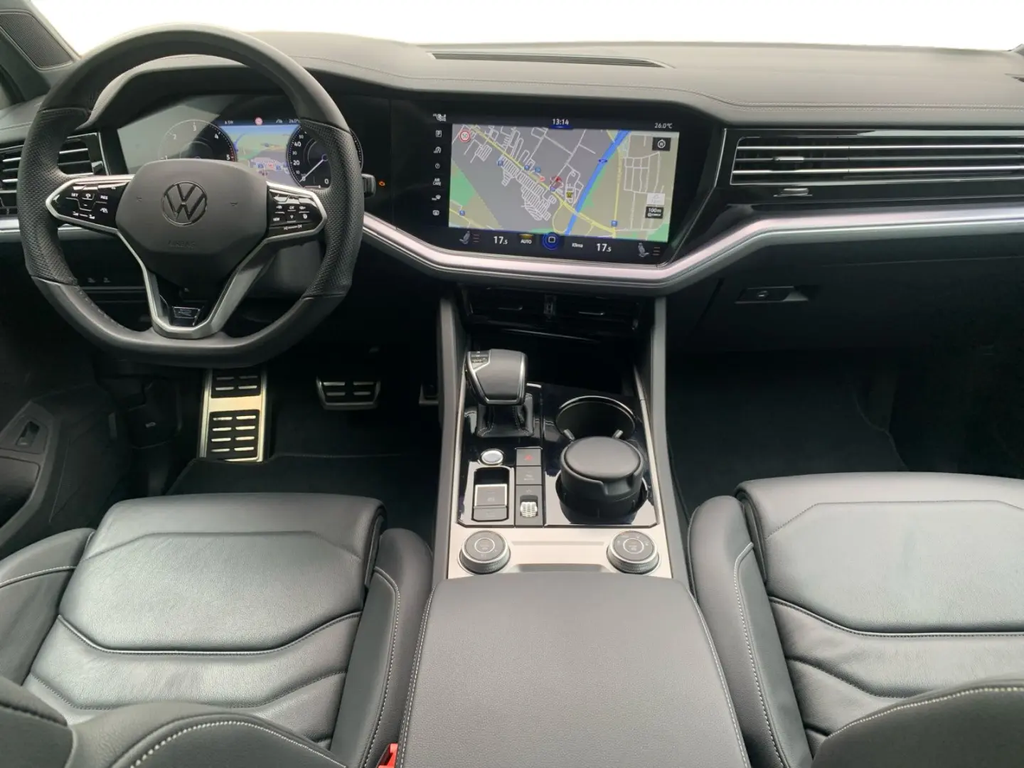 Touareg 3.0 TDI 4MOTION R-Line STHZ LUFT AHK IQL