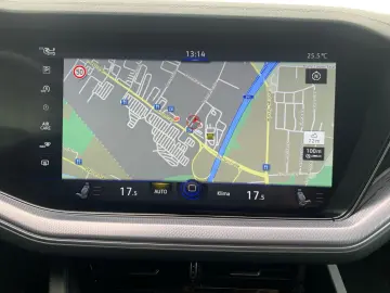 Touareg 3.0 TDI 4MOTION R-Line STHZ LUFT AHK IQL