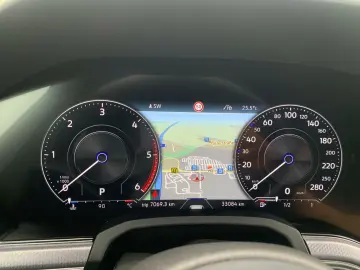 Touareg 3.0 TDI 4MOTION R-Line STHZ LUFT AHK IQL