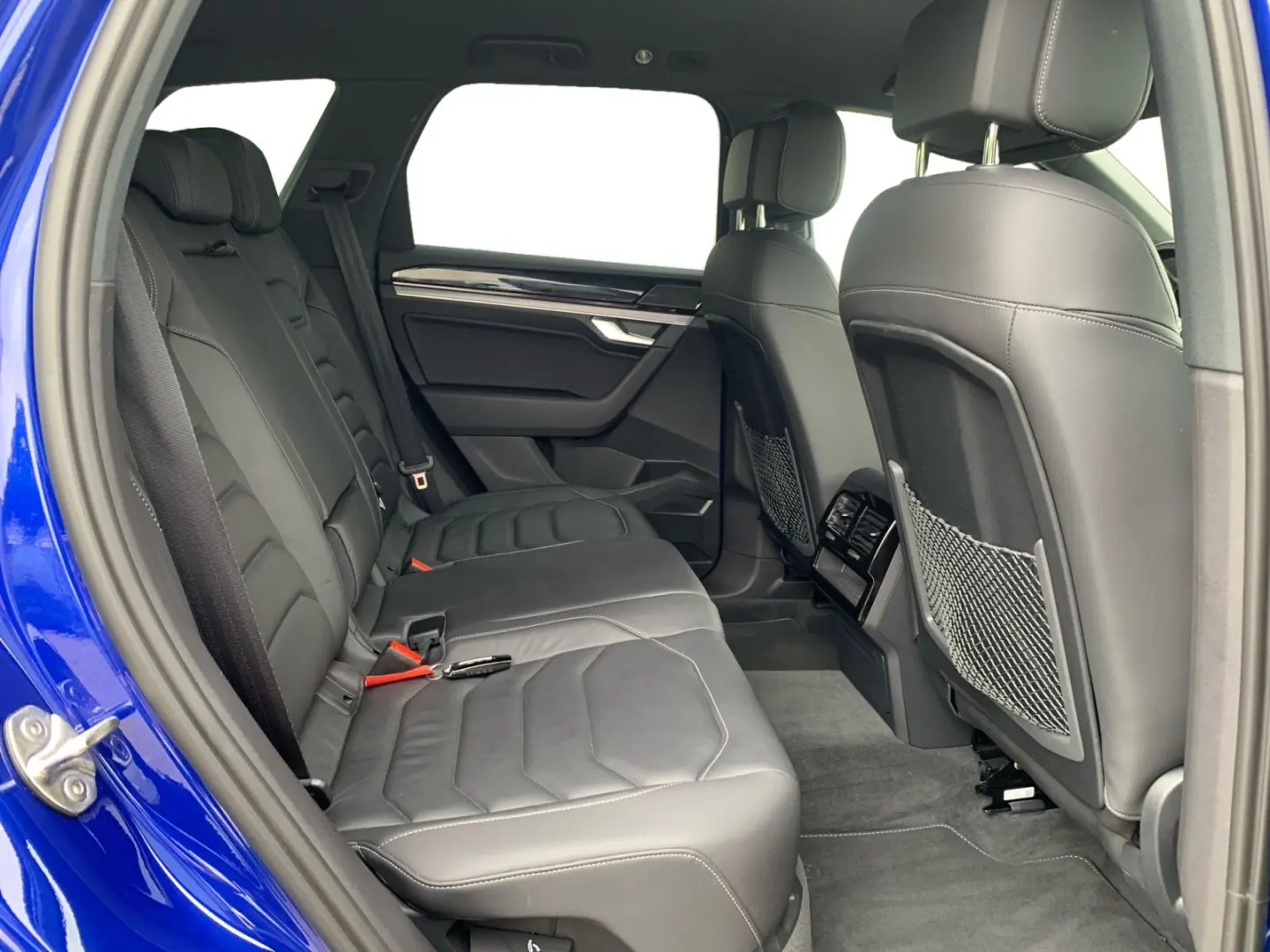 Touareg 3.0 TDI 4MOTION R-Line STHZ LUFT AHK IQL