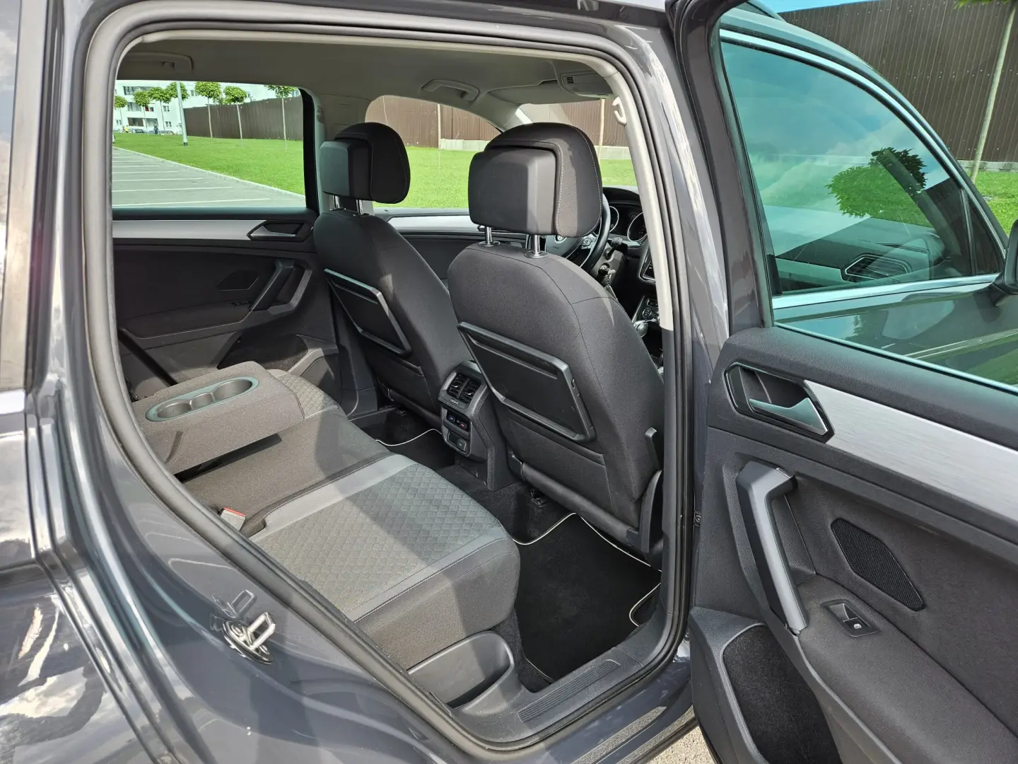 Tiguan 2018  DSG  ACC  LineAssist  Carlig  Clima 3 zone.