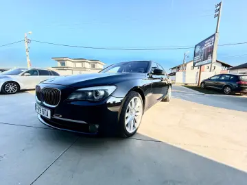 BMW 740