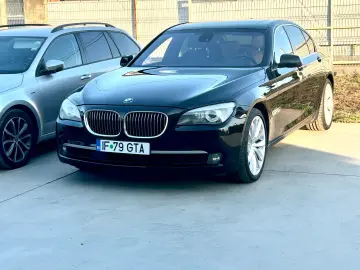 BMW 740