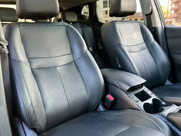 Nissan Qashqai  incalzire scaune  pachet Tekna  garantie