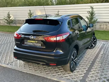 Nissan Qashqai  incalzire scaune  pachet Tekna  garantie