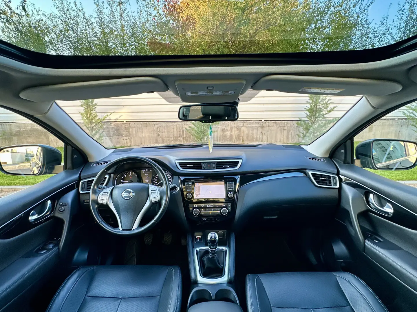 Nissan Qashqai  incalzire scaune  pachet Tekna  garantie