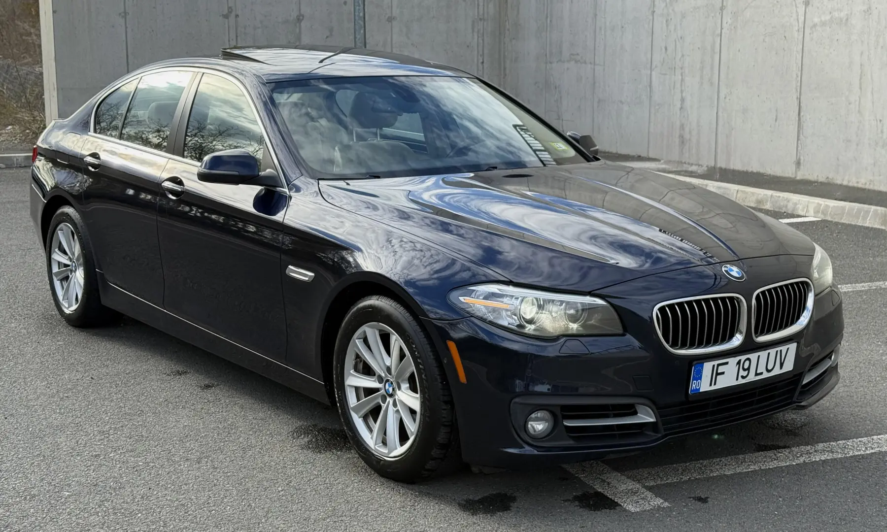 BMW Seria 5 528i xDrive Aut.