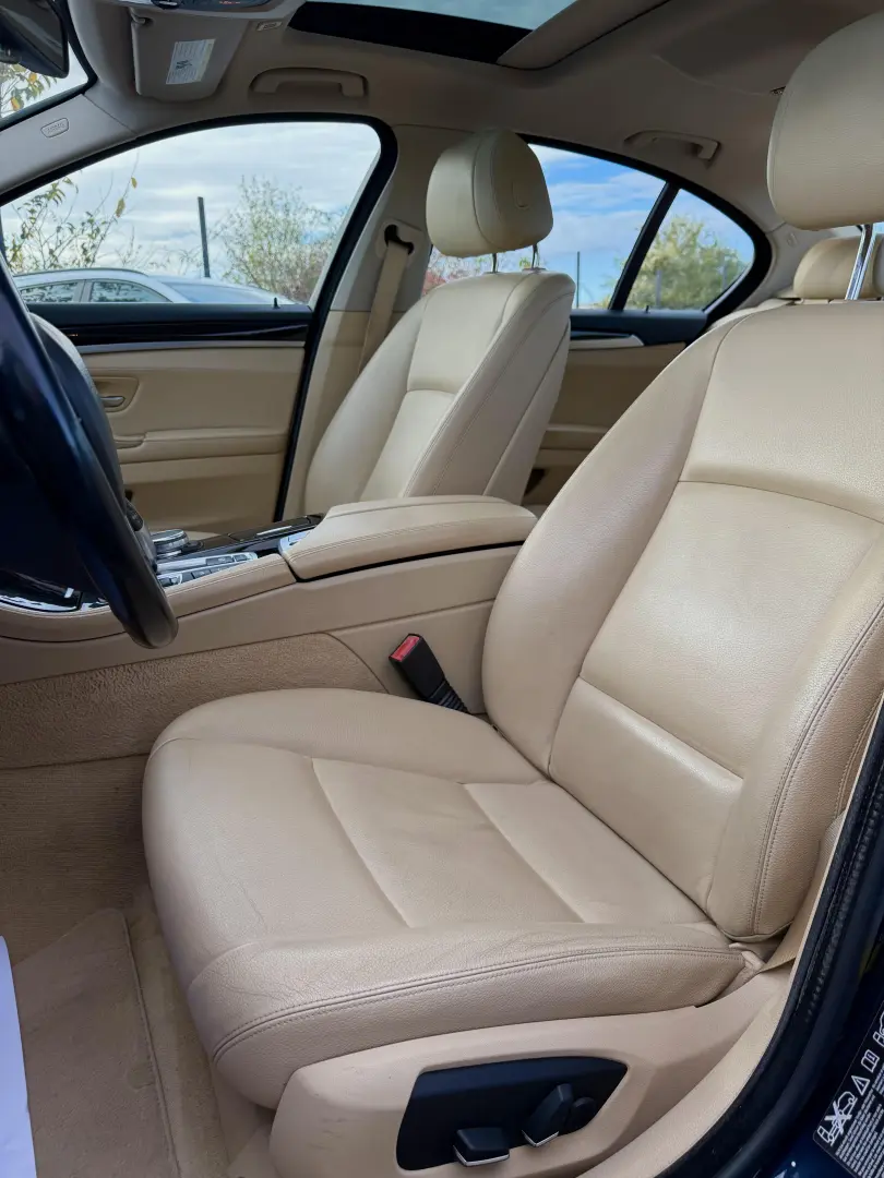 BMW Seria 5 528i xDrive Aut.