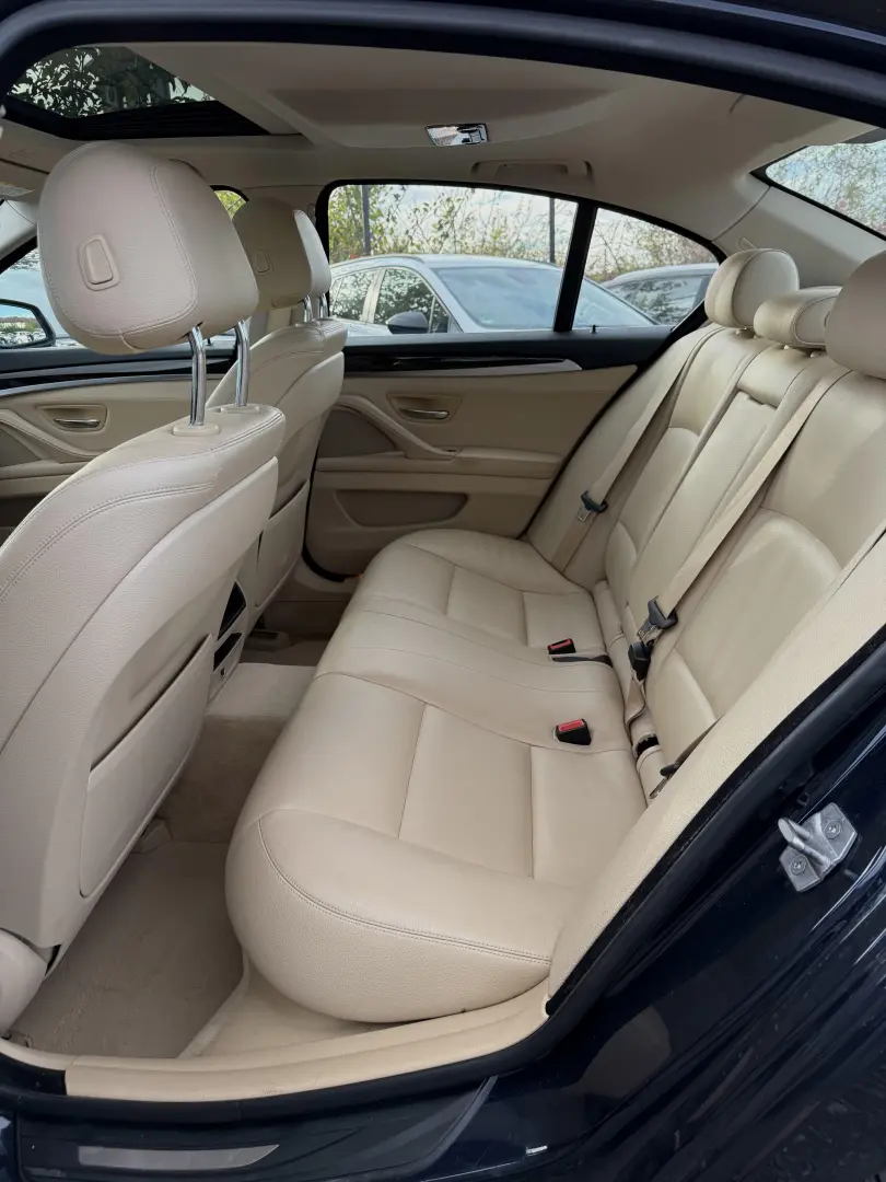 BMW Seria 5 528i xDrive Aut.