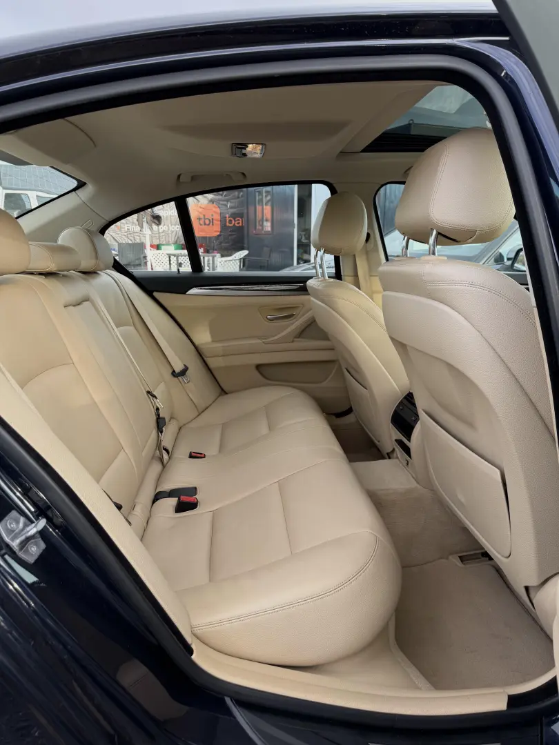 BMW Seria 5 528i xDrive Aut.