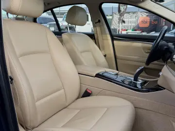 BMW Seria 5 528i xDrive Aut.